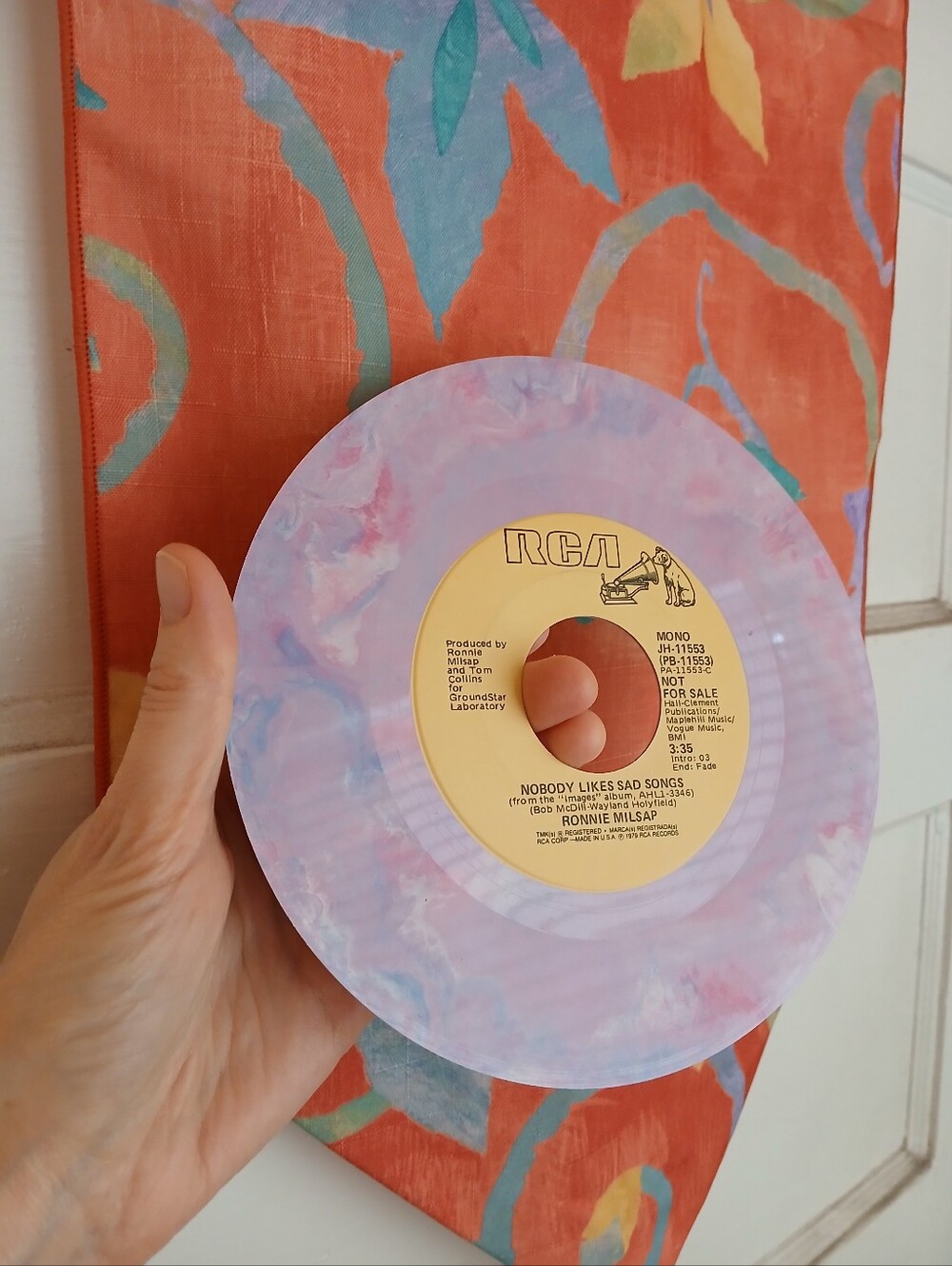☆ 1970s Ronnie Milsap Vinyl NM / EXC 45 Record Super Rare Purple Colored Vinyl ☆
